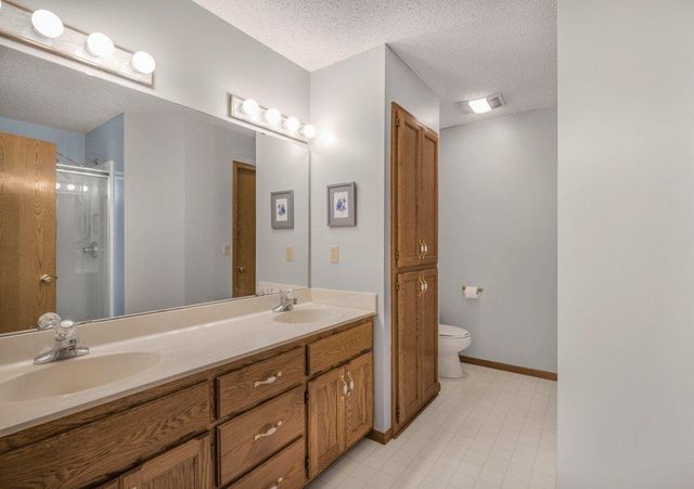 9967 Egret Boulevard NW, Coon Rapids, MN 55433