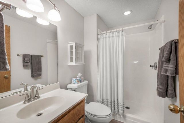 9967 Egret Boulevard NW, Coon Rapids, MN 55433