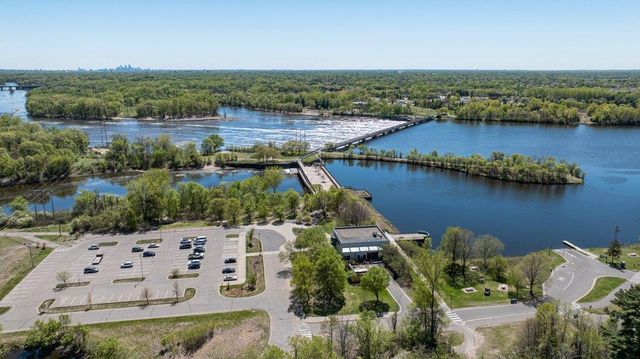 9967 Egret Boulevard NW, Coon Rapids, MN 55433