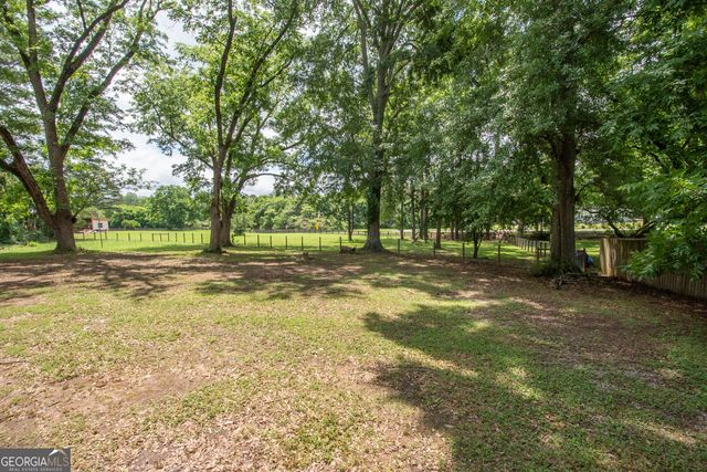 250 Lagrange Street, Grantville, GA 30220