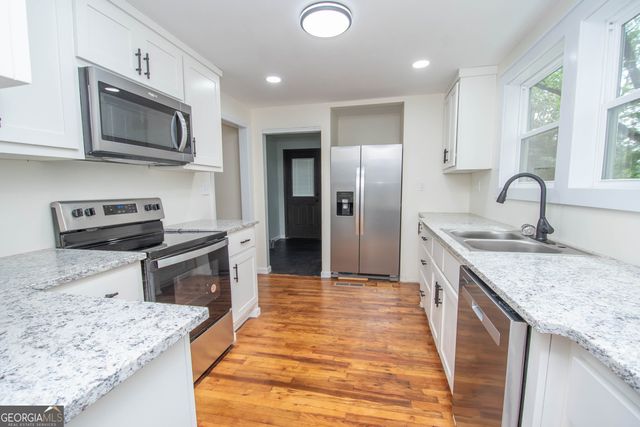 250 Lagrange Street, Grantville, GA 30220