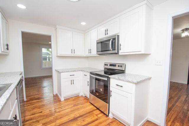 250 Lagrange Street, Grantville, GA 30220