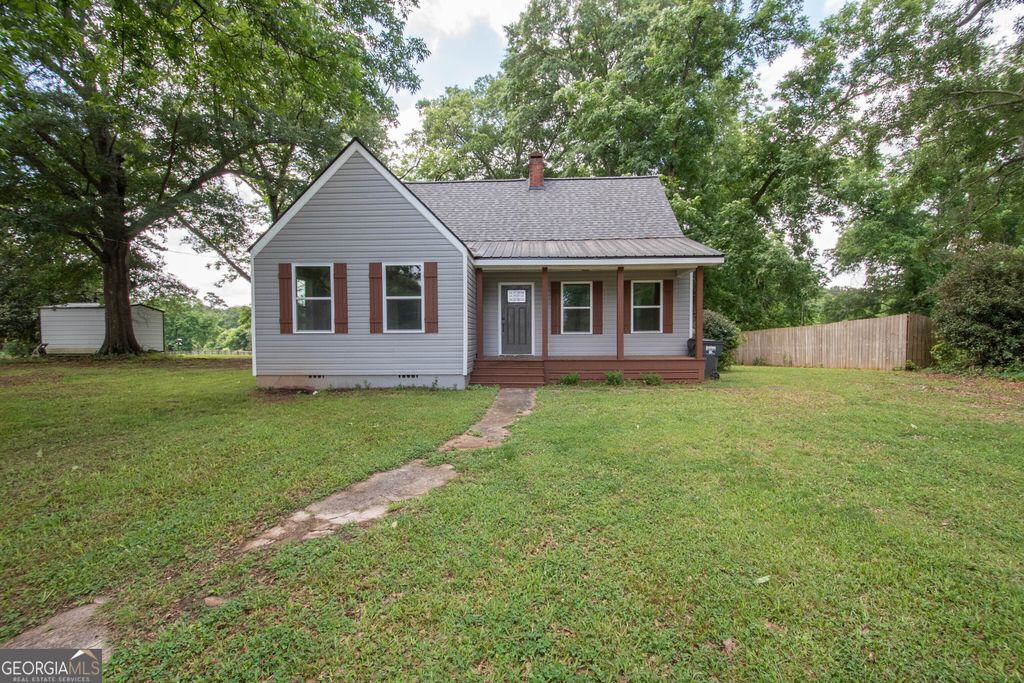 250 Lagrange Street, Grantville, GA 30220