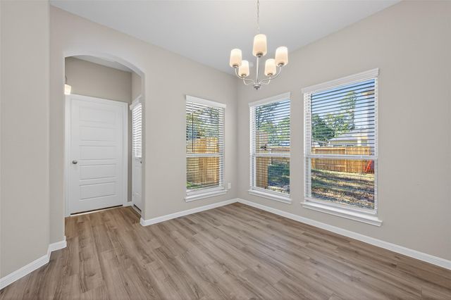 304 Emerald Thicket Lane, Huffman, TX 77336