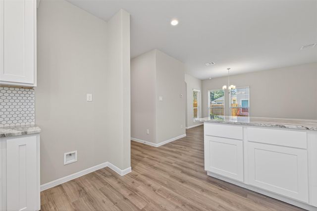 304 Emerald Thicket Lane, Huffman, TX 77336