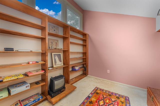 623 Rosemary Ln., North Myrtle Beach, SC 29582