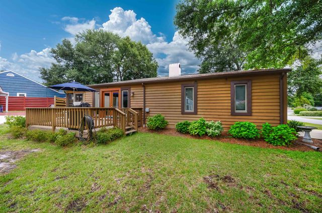 623 Rosemary Ln., North Myrtle Beach, SC 29582