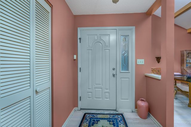 623 Rosemary Ln., North Myrtle Beach, SC 29582
