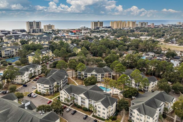 623 Rosemary Ln., North Myrtle Beach, SC 29582