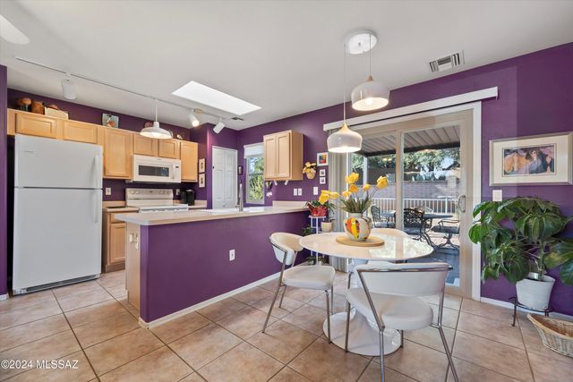 997 W Camino Erranle, Green Valley, AZ 85614