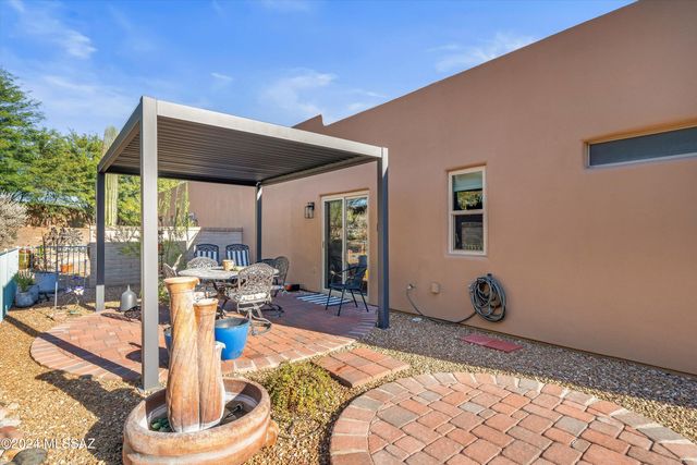 997 W Camino Erranle, Green Valley, AZ 85614