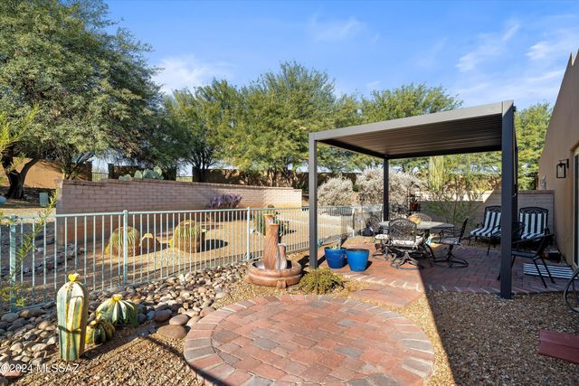 997 W Camino Erranle, Green Valley, AZ 85614
