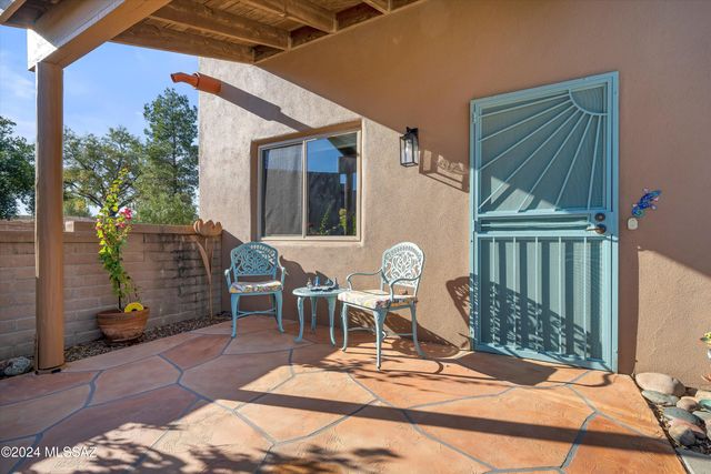 997 W Camino Erranle, Green Valley, AZ 85614