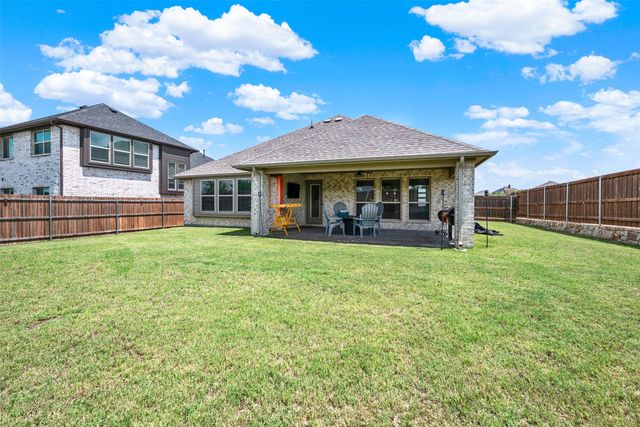 1023 Clydeview Road, Forney, TX 75126