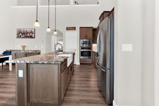 1023 Clydeview Road, Forney, TX 75126