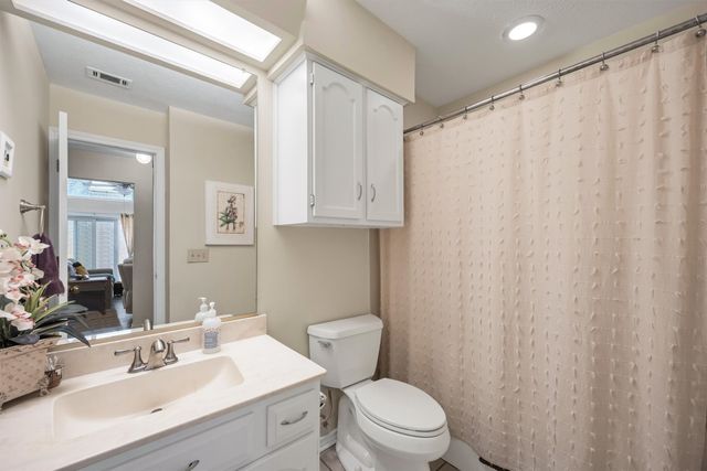 4246 Rosser Square, Dallas, TX 75244