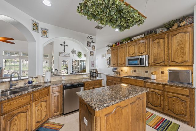 12332 Fairway Meadows Drive, Fort Worth, TX 76179