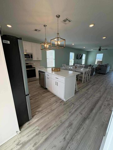 162-Unit 9 Boudreaux Ln, Grand Isle, LA 70358