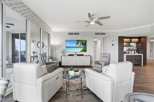 4800 Pelican Colony BLVD 201, Bonita Springs, FL 34134