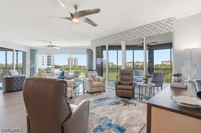 4800 Pelican Colony BLVD 201, Bonita Springs, FL 34134