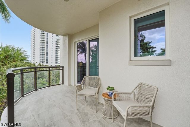 4800 Pelican Colony BLVD 201, Bonita Springs, FL 34134
