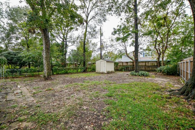 1619 Viking Drive, Houston, TX 77018