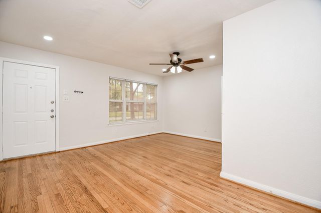 1619 Viking Drive, Houston, TX 77018