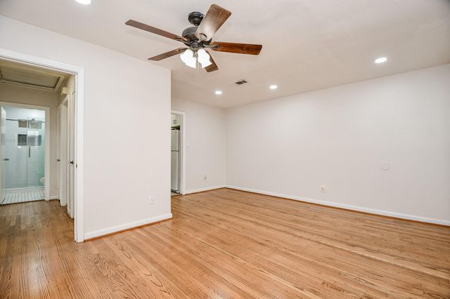 1619 Viking Drive, Houston, TX 77018