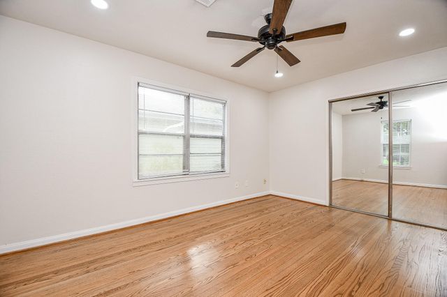 1619 Viking Drive, Houston, TX 77018