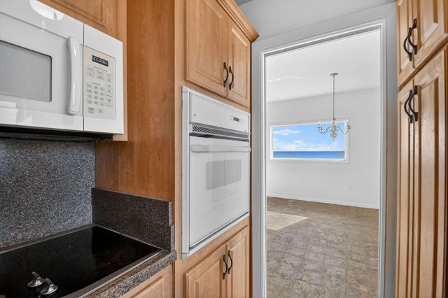 2850 S Ocean Boulevard 514, Palm Beach, FL 33480