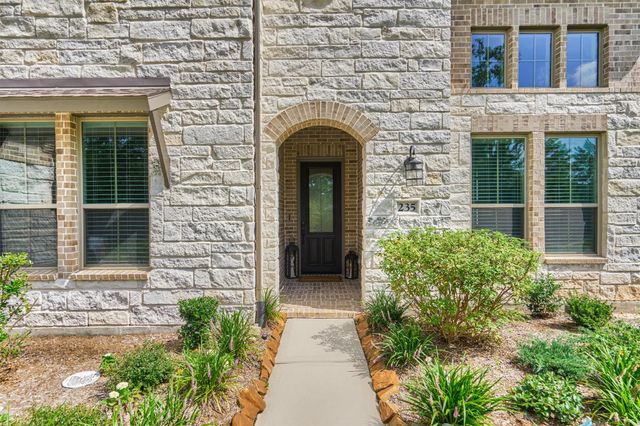 235 Twilight Toast Drive, Conroe, TX 77304