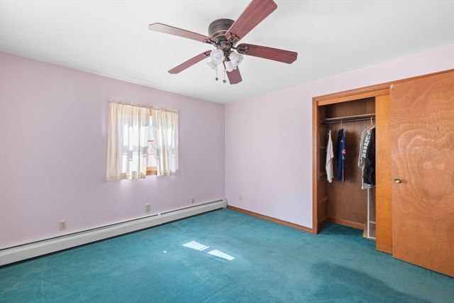 25 Fairview Ave, Dracut, MA 01826