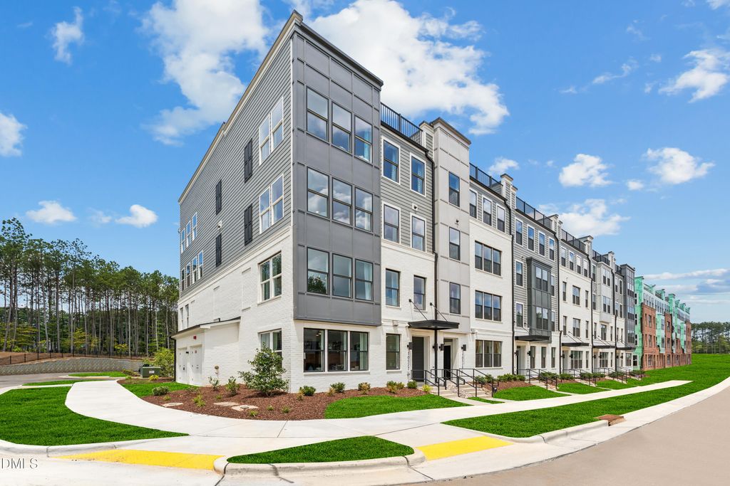 10526 Bailey Branch Drive Unit 101, Raleigh, NC 27614