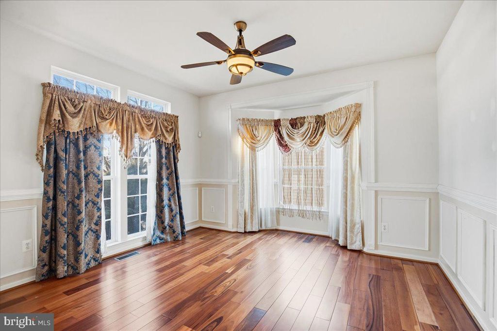 Image 13 of property listing at 3125 SEDGEWICK DR, Waldorf, MD 20603