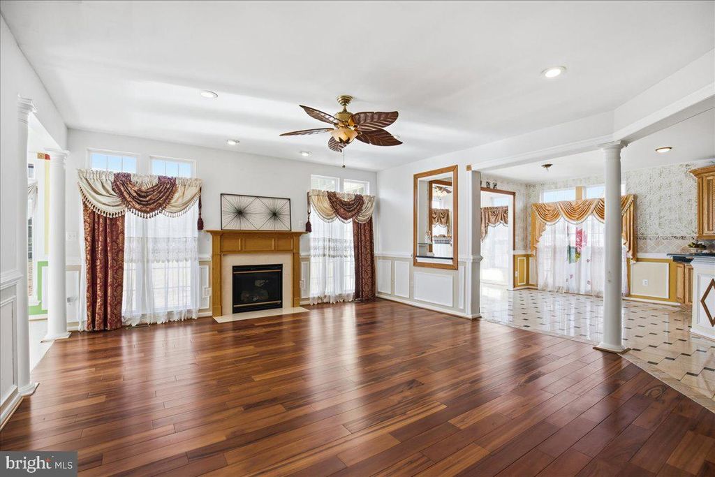 Image 23 of property listing at 3125 SEDGEWICK DR, Waldorf, MD 20603