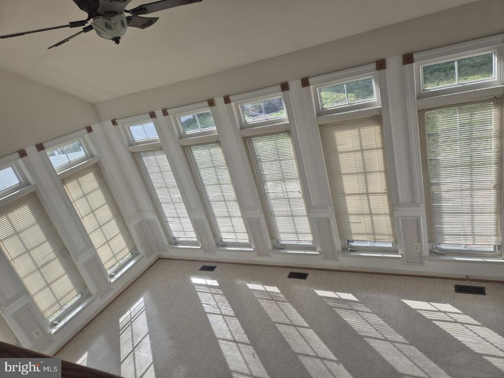 Image 31 of property listing at 3125 SEDGEWICK DR, Waldorf, MD 20603