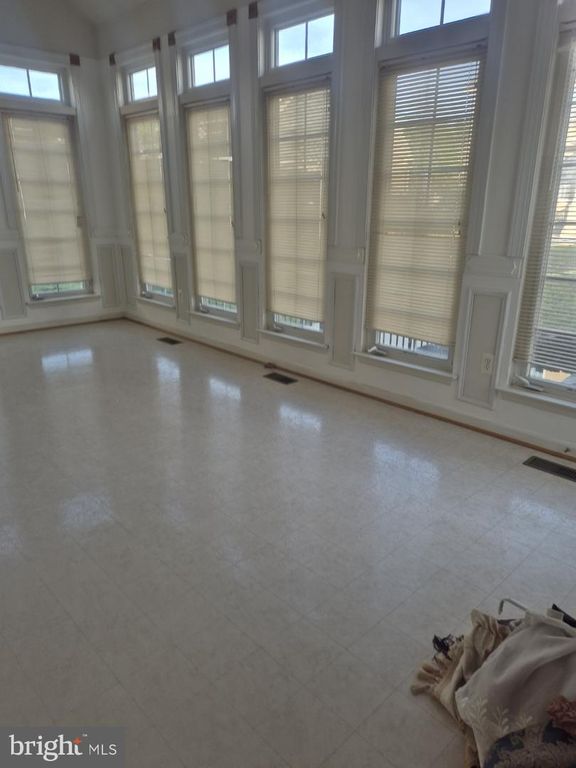 Image 32 of property listing at 3125 SEDGEWICK DR, Waldorf, MD 20603