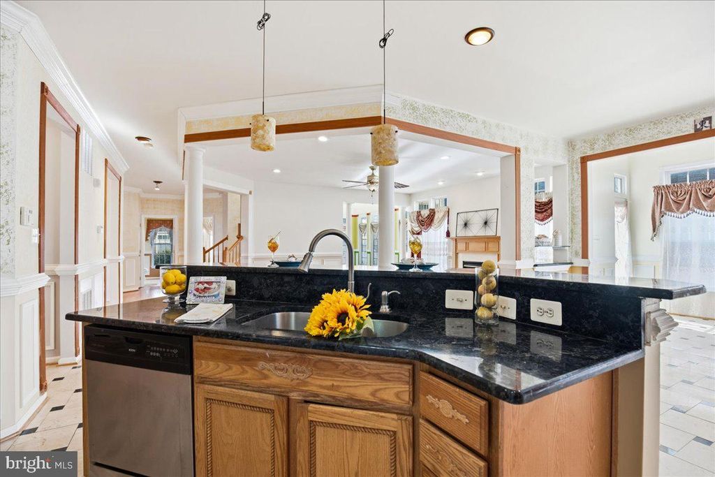 Image 37 of property listing at 3125 SEDGEWICK DR, Waldorf, MD 20603