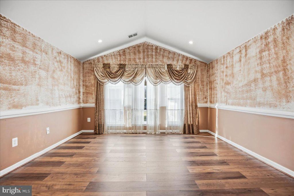 Image 58 of property listing at 3125 SEDGEWICK DR, Waldorf, MD 20603