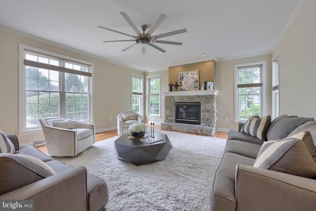 2282 PORTER WAY, Lancaster, PA 17601