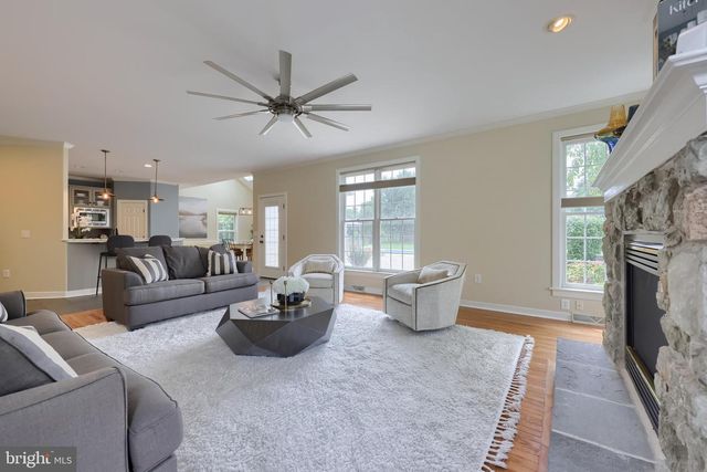 2282 PORTER WAY, Lancaster, PA 17601