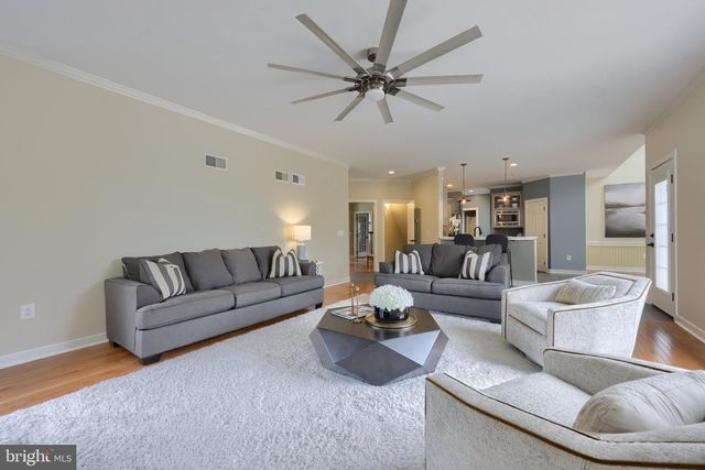 2282 PORTER WAY, Lancaster, PA 17601