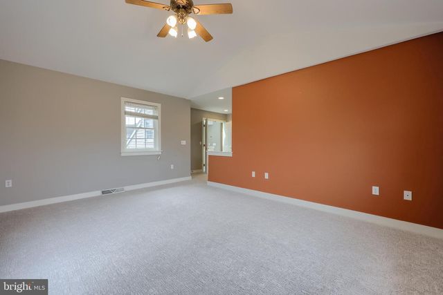 2282 PORTER WAY, Lancaster, PA 17601