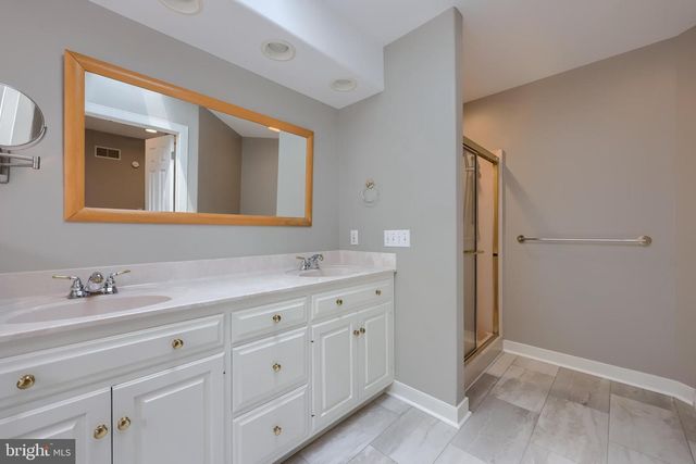 2282 PORTER WAY, Lancaster, PA 17601