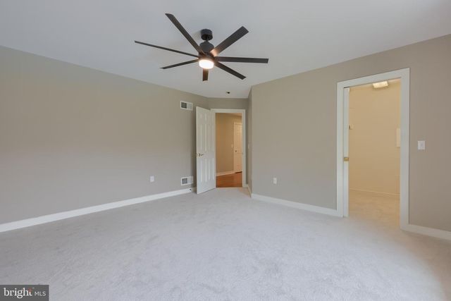 2282 PORTER WAY, Lancaster, PA 17601