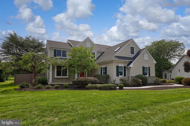 2282 PORTER WAY, Lancaster, PA 17601