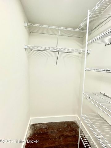 144 Main St, Pleasureville, KY 40057