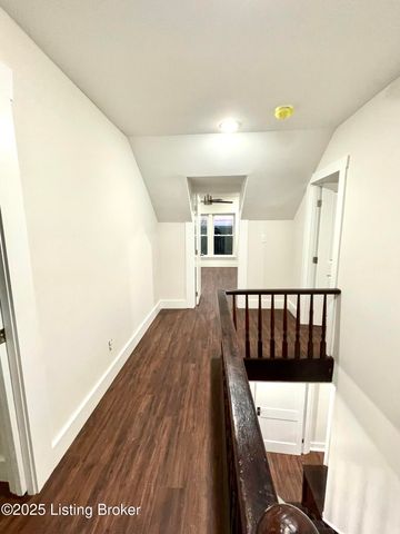 144 Main St, Pleasureville, KY 40057