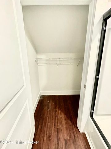 144 Main St, Pleasureville, KY 40057