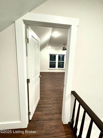 144 Main St, Pleasureville, KY 40057